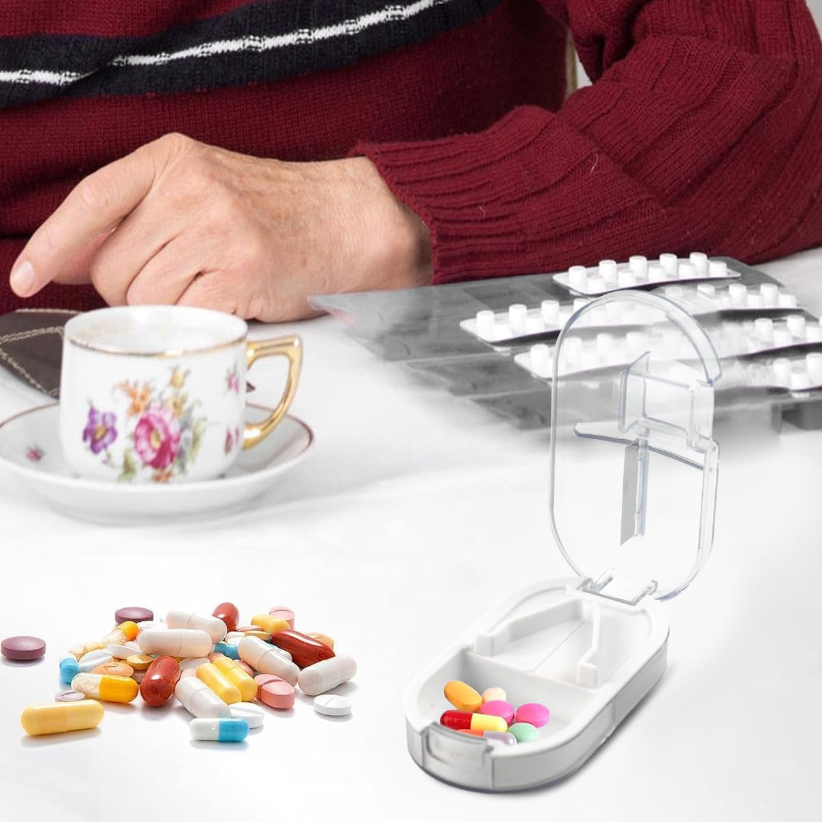 HANNEA Pill Cutter 2 in 1 Case with Stainless Steel Blade and Storage Box | White 2PCS