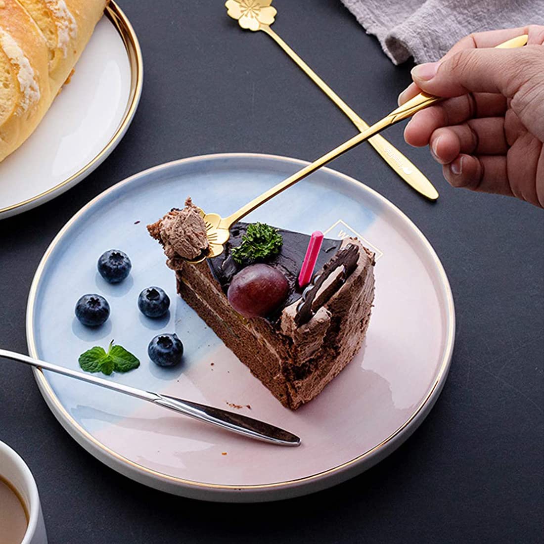 Supvox Coffee Spoon Set for Dessert and Tea with 4 Pcs 18cm Floral Gold Stainless Steel | Gift Pouch