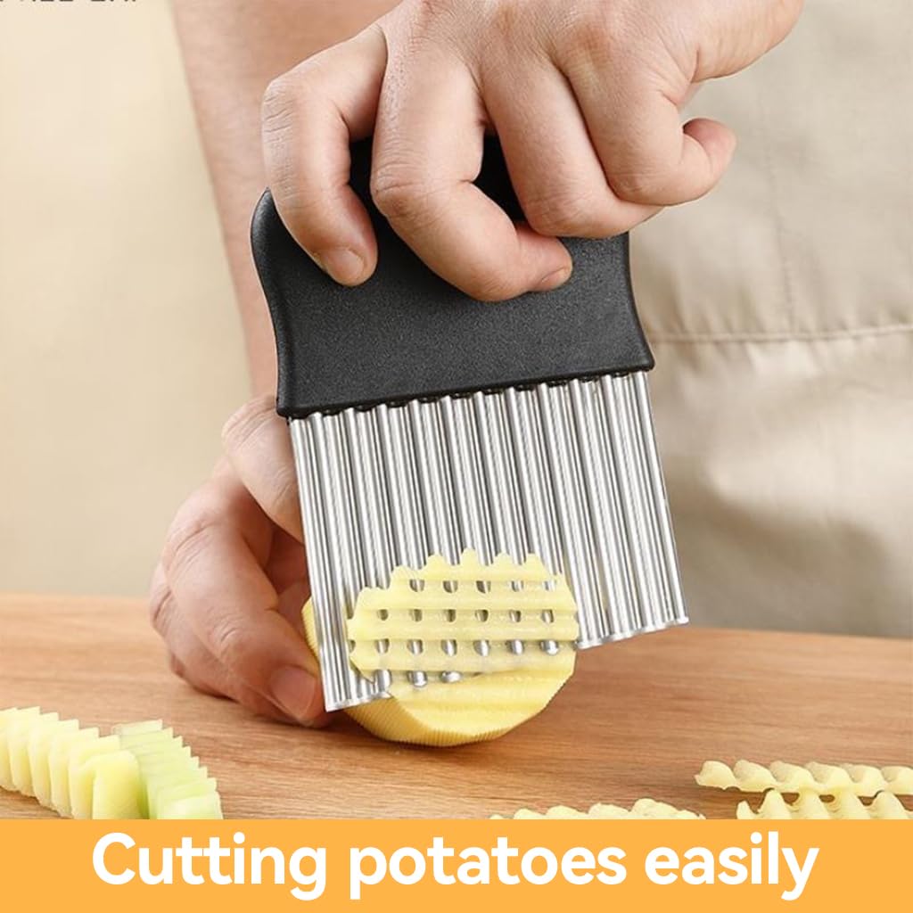 ZIBUYU® Crinkle Cutter Knife, Potatoes Crinkle Fry Cut and Vegetable Cutter for Veggies, Stainless Steel Carrot Slicer（Black）