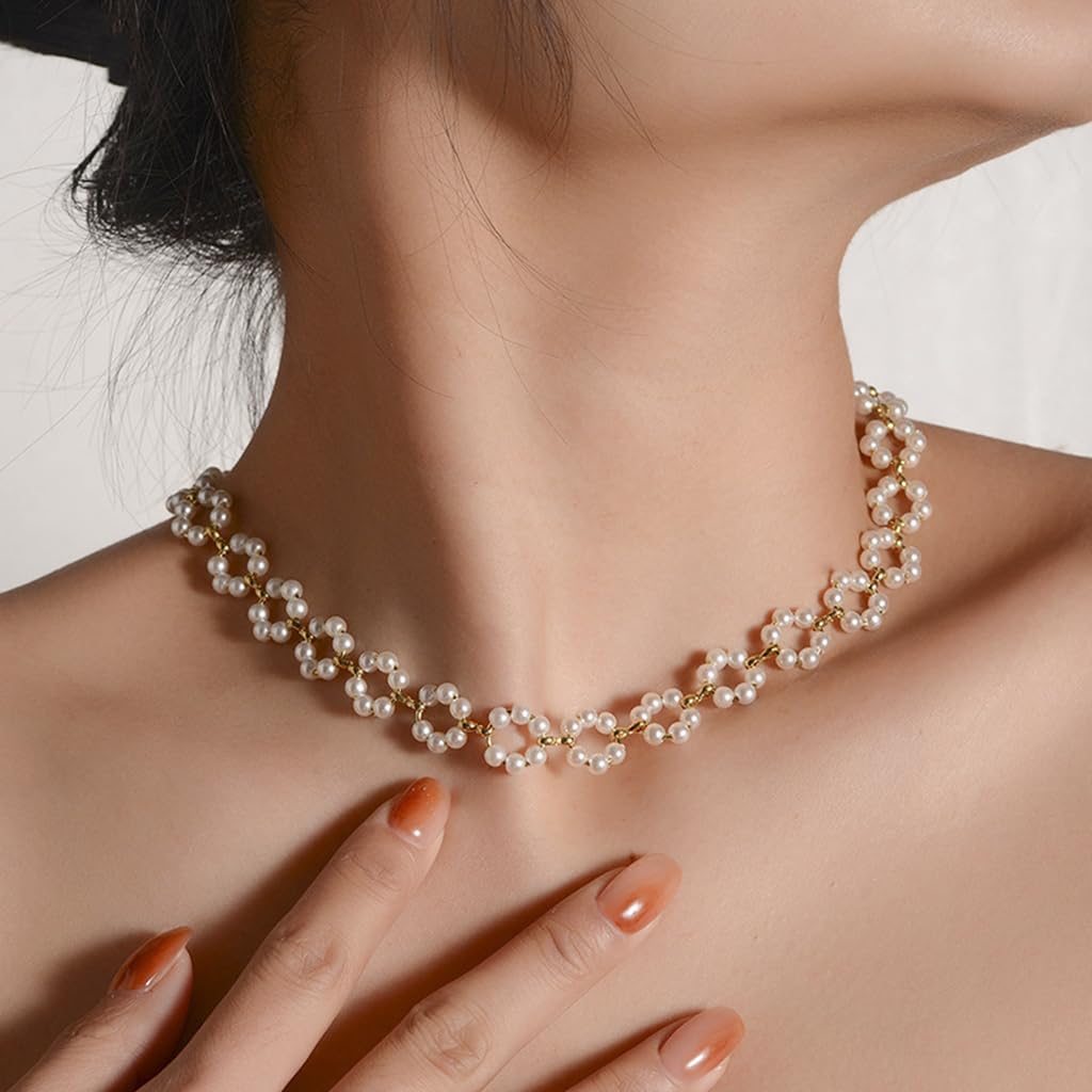 ZIBUYU Pearl Necklace for Women Girls Stylish Golden Choker Necklace for Women Floral Chain Pendant Necklace with Adjustable Chain Western Necklace Jewellery Birthday Gift for Women, Girls, Wife