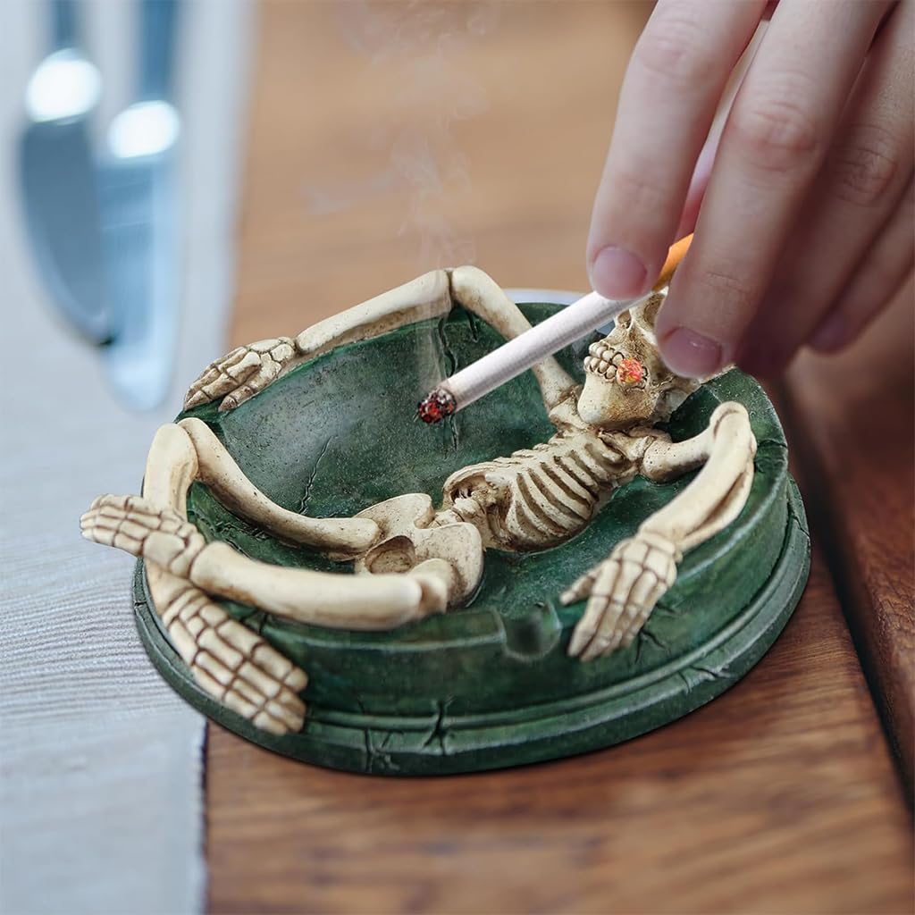 HASTHIP Skeleton Ashtray for Halloween Decor with 3 Cigarette Slots and Resin Craft 4.3x4.9 in