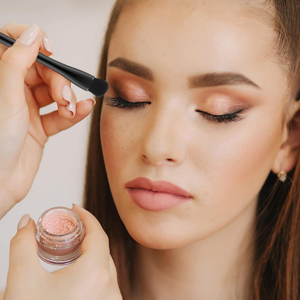 MAYCREATE Mini Makeup Brush Set 4 in 1 for Travel with Storage Capsule | Black Synthetic Fiber Brushes