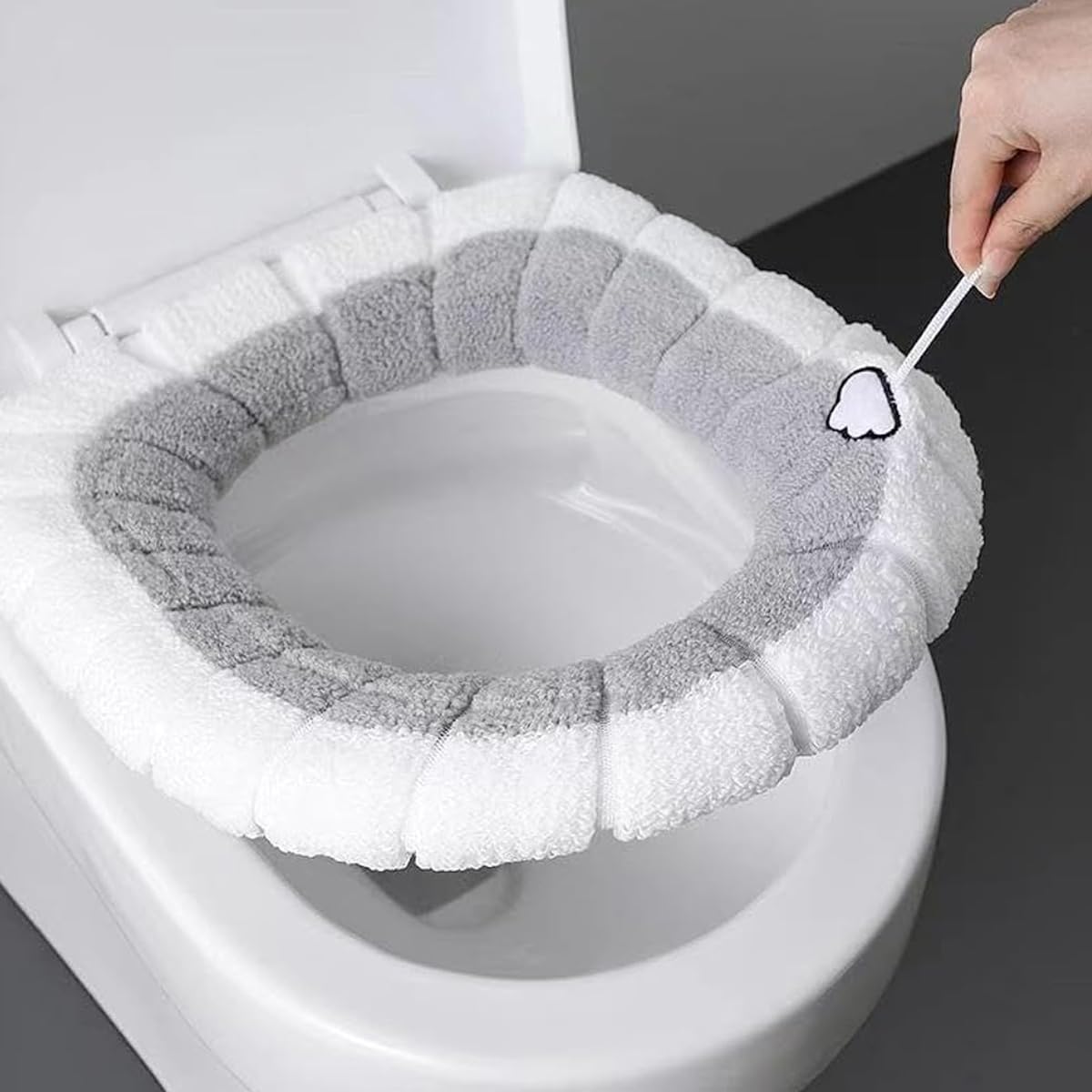 HASTHIP® Toilet Seat Cover Soft Plush Winter Toilet Seat Cover with Loop Cute Bathroom Toilet Set Cover with Elastic Edge Universal Toilet Seat Cover