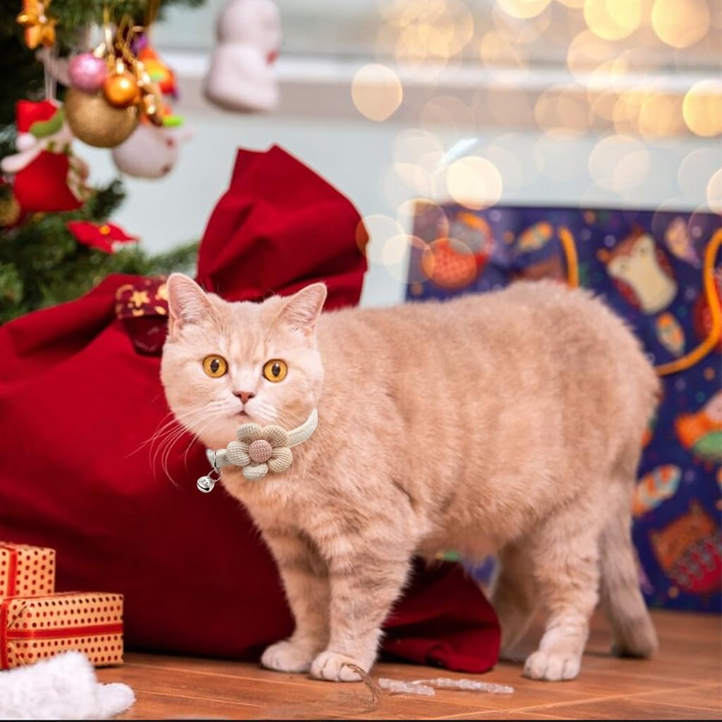 Qpets Cat Collar with Bell featuring Crochet Flower and Quick Release Buckle, 19–32cm Beige