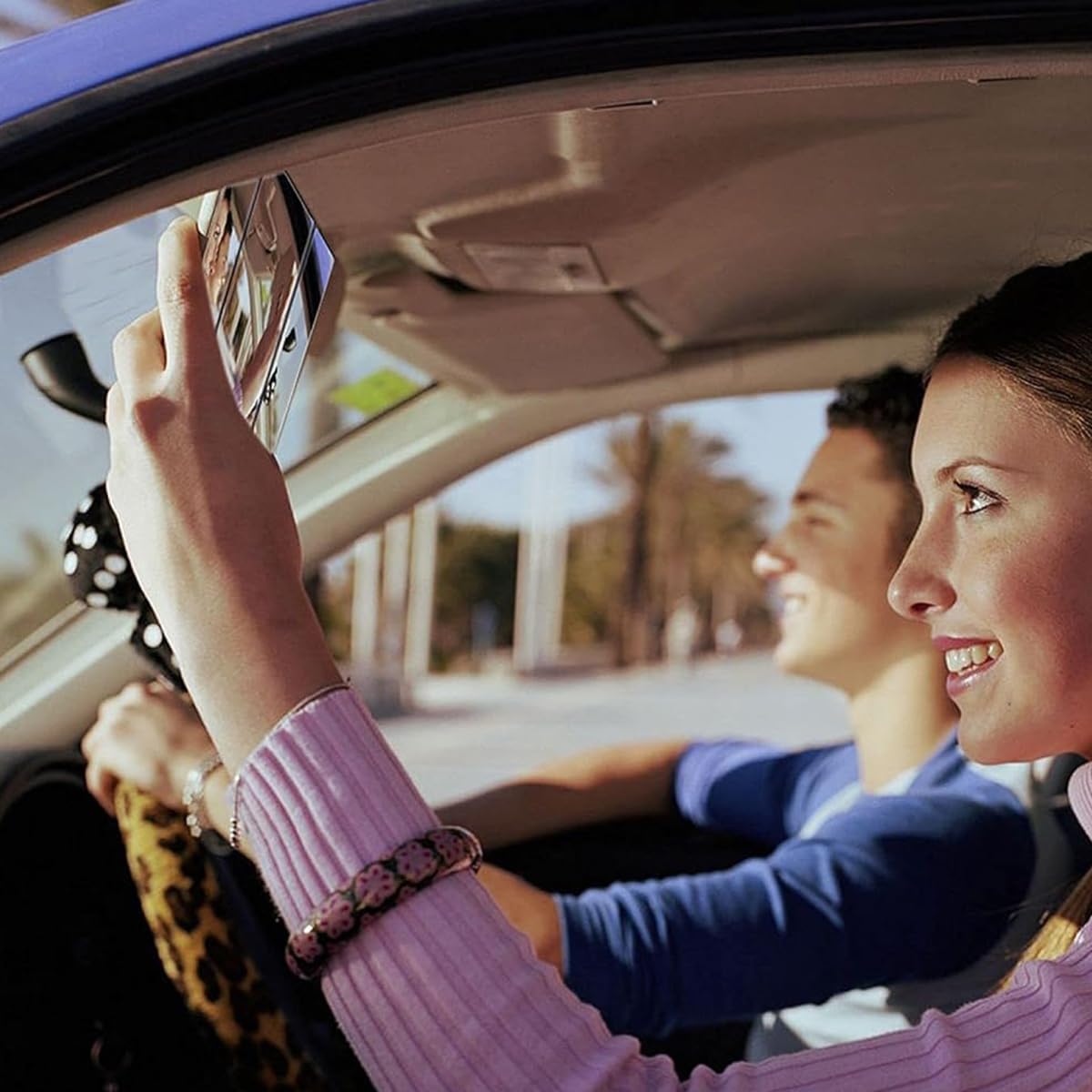 STHIRA Car Sun Visor Mirror for Makeup with Triple Folding HD Glass and Hook Loop Straps 30.4×14.1×1cm