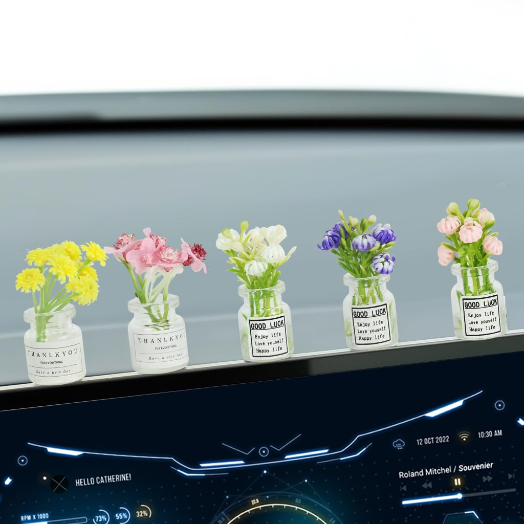 STHIRA Daisy Flower Car Accessories featuring 5 Miniature Glass Vase Dashboard Decorations
