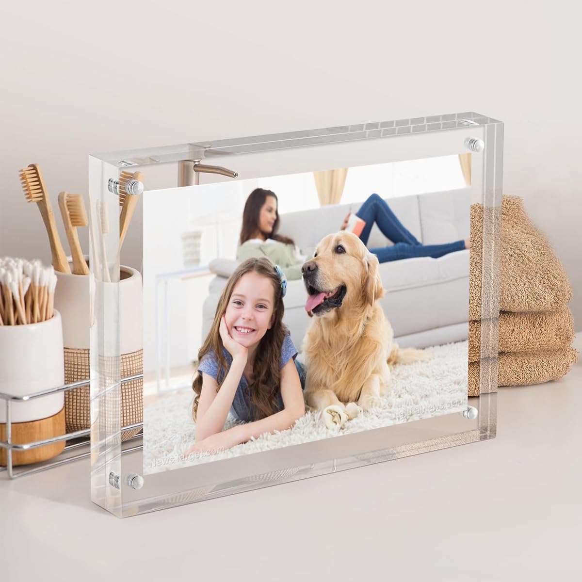 HASTHIP® Acrylic Picture Frame 4x6 Inches, Magnetic Acrylic Picture Frame, Transparent Double-Sided Desk Display, Double Sided Frameless Photo Frame, Gift Option for Home or Office Decor