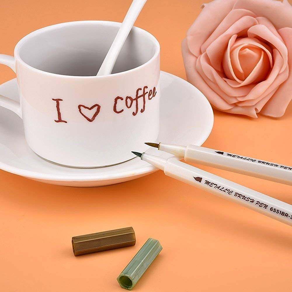 HASTHIP Metallic Marker Pens Set for DIY Crafts and Card Making with Soft Brush Tip | 10 Brilliant Colors for Rock Painting and Photo Albums