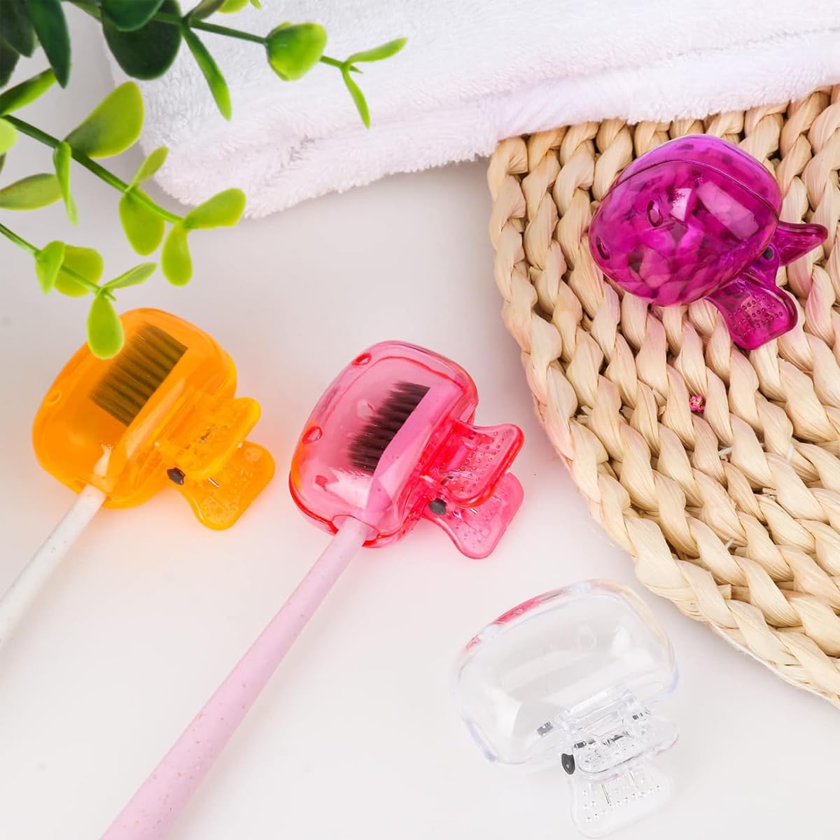 HANNEA Toothbrush Cap Set for Travel with Clip On Ventilation Holes 4pcs BPA Free | Hygienic Protection for Kids and Adults