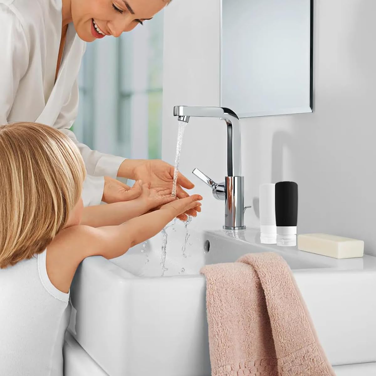 MAYCREATE Silicone Travel Bottles Set for Toiletries with Leakproof Lids 16pcs | BPA Free