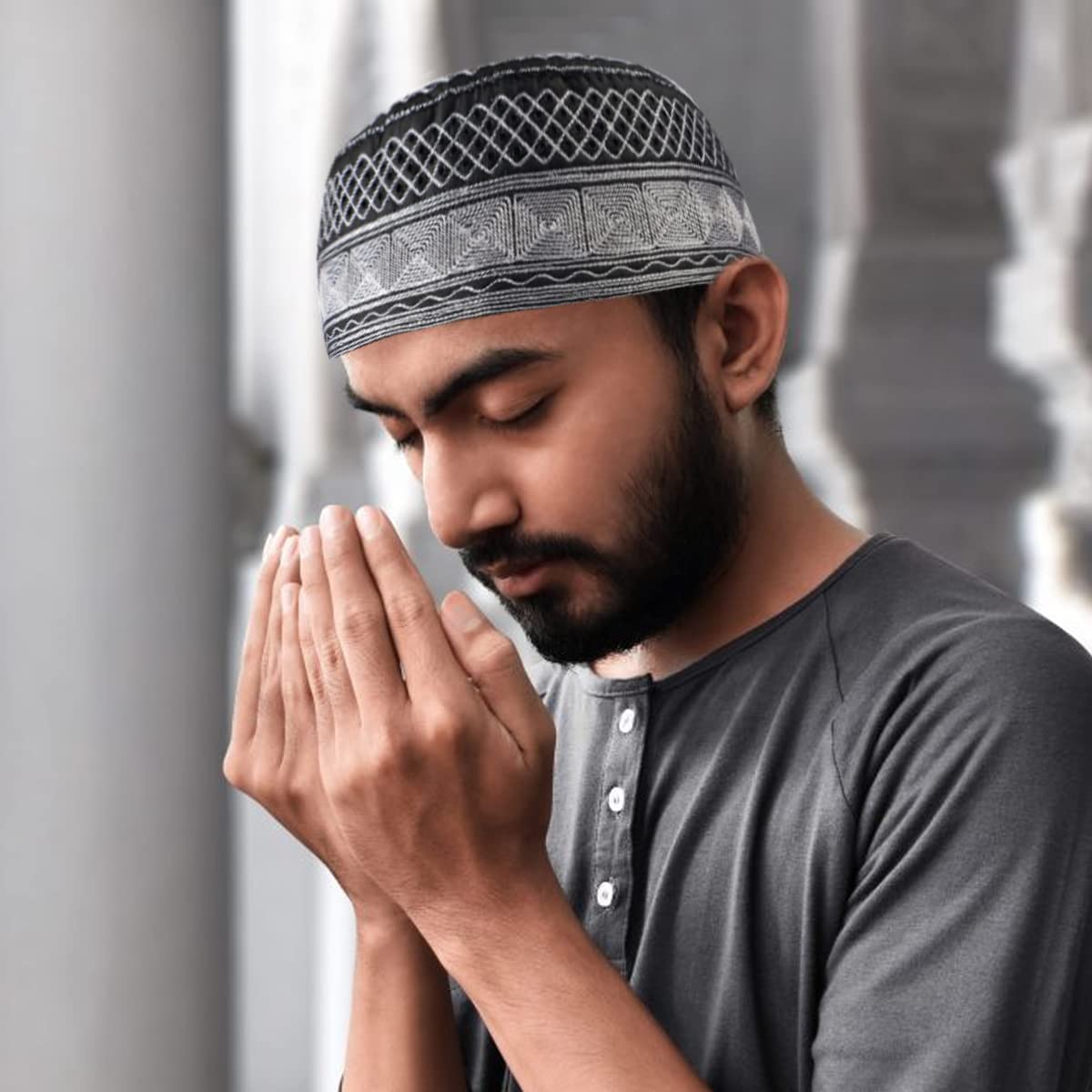 GUSTAVE® Muslim Cap for Men Islamic Prayer Skull Cap Muslim Eid Prayer Embroidered Kufi Fat Ramadan Mosque Arab Indian Prayer Cap Grey