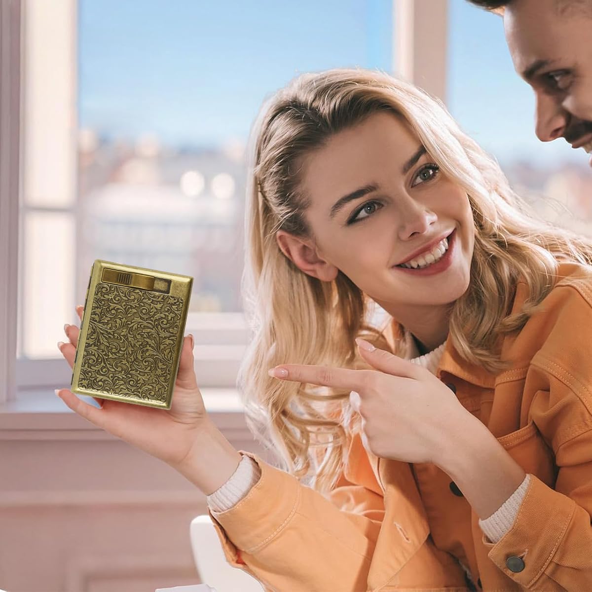 GUSTAVE Metal Cigarette Case for 20pcs Standard Cigarettes with USB Flameless Coil Lighter | Vintage Gift for Men