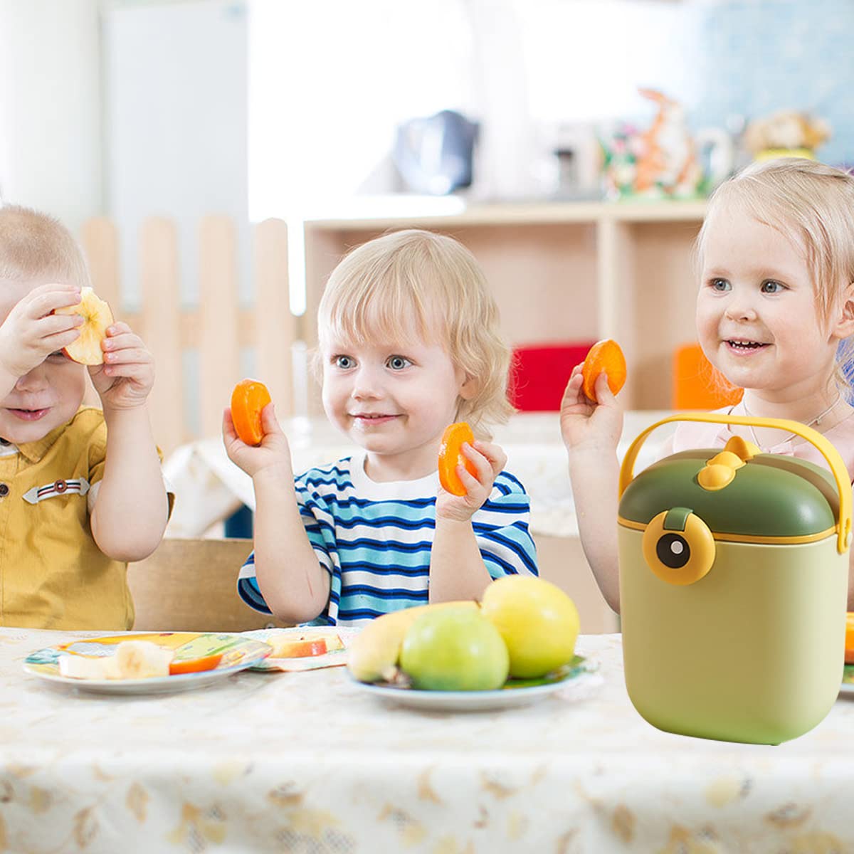 SNOWIE SOFT Baby Formula Dispenser for Travel with 550ml Double Lid Seal & Scoop | BPA Free PP Container