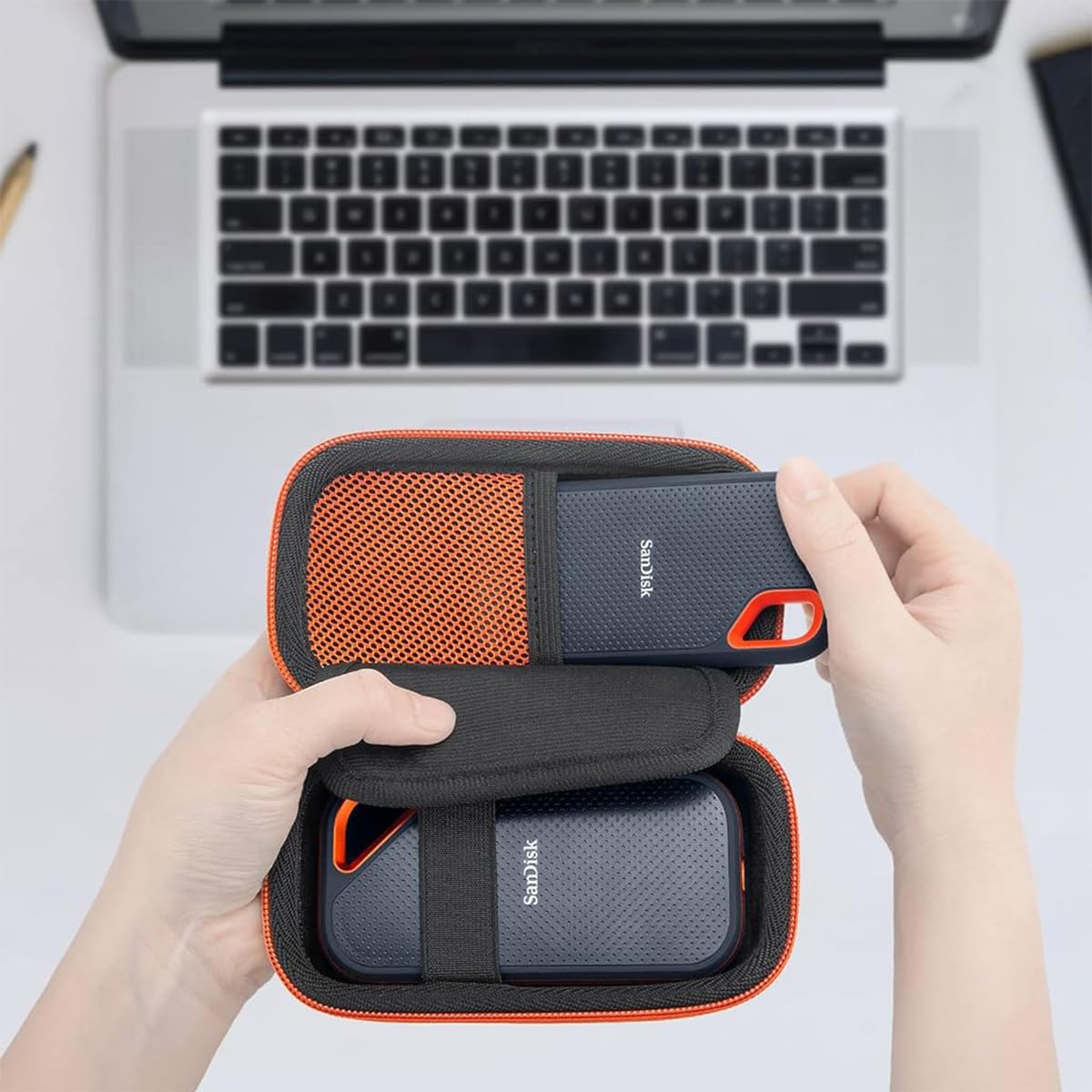 ZORBES Carrying Case for SanDisk SSD featuring Shock Proof Honeycomb EVA Design 13.8×7.7×4.2cm