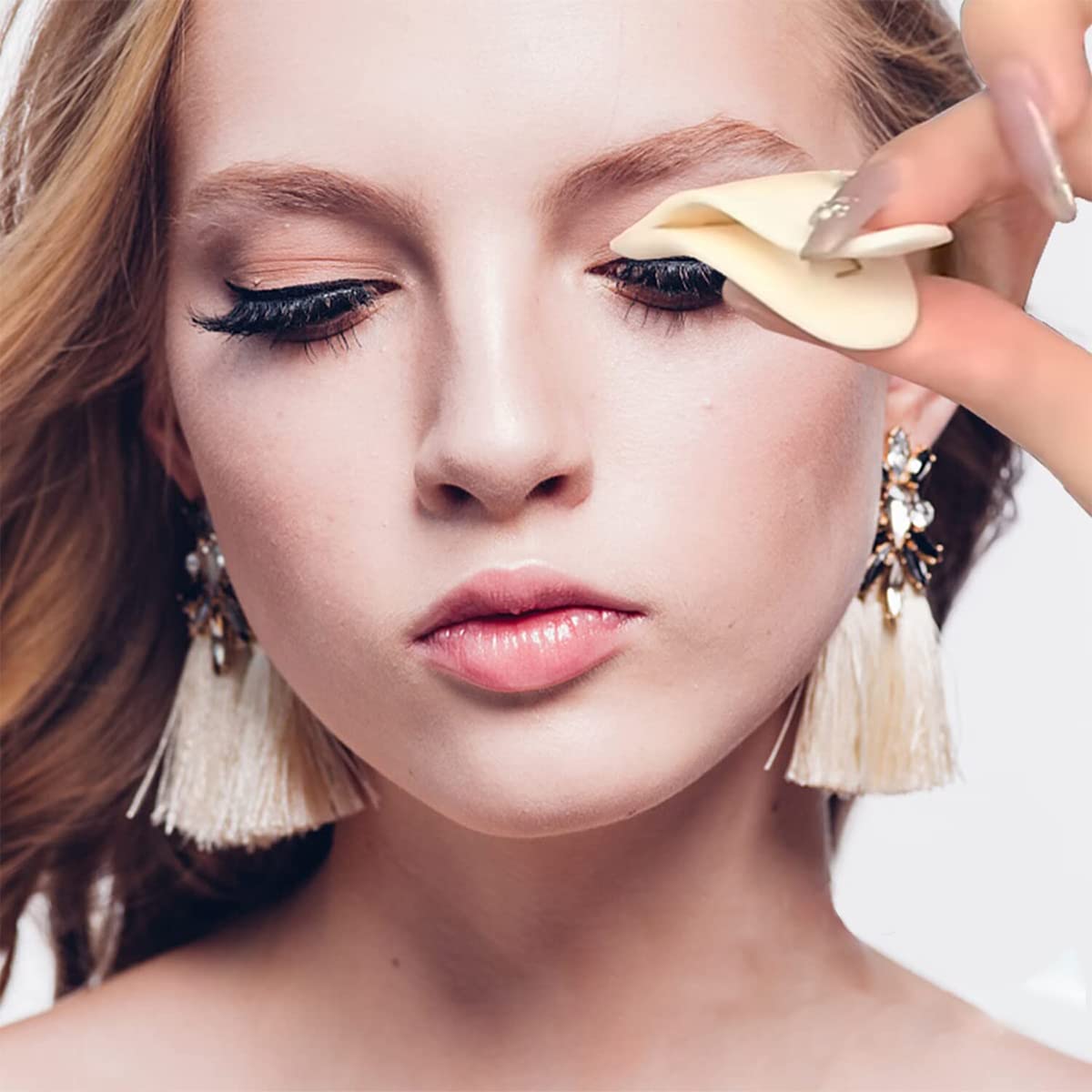 MAYCREATE False Eyelash Applicator Tool for Easy Lash Extension with Arc Clip Design | Plastic Makeup Tweezer for Beginners