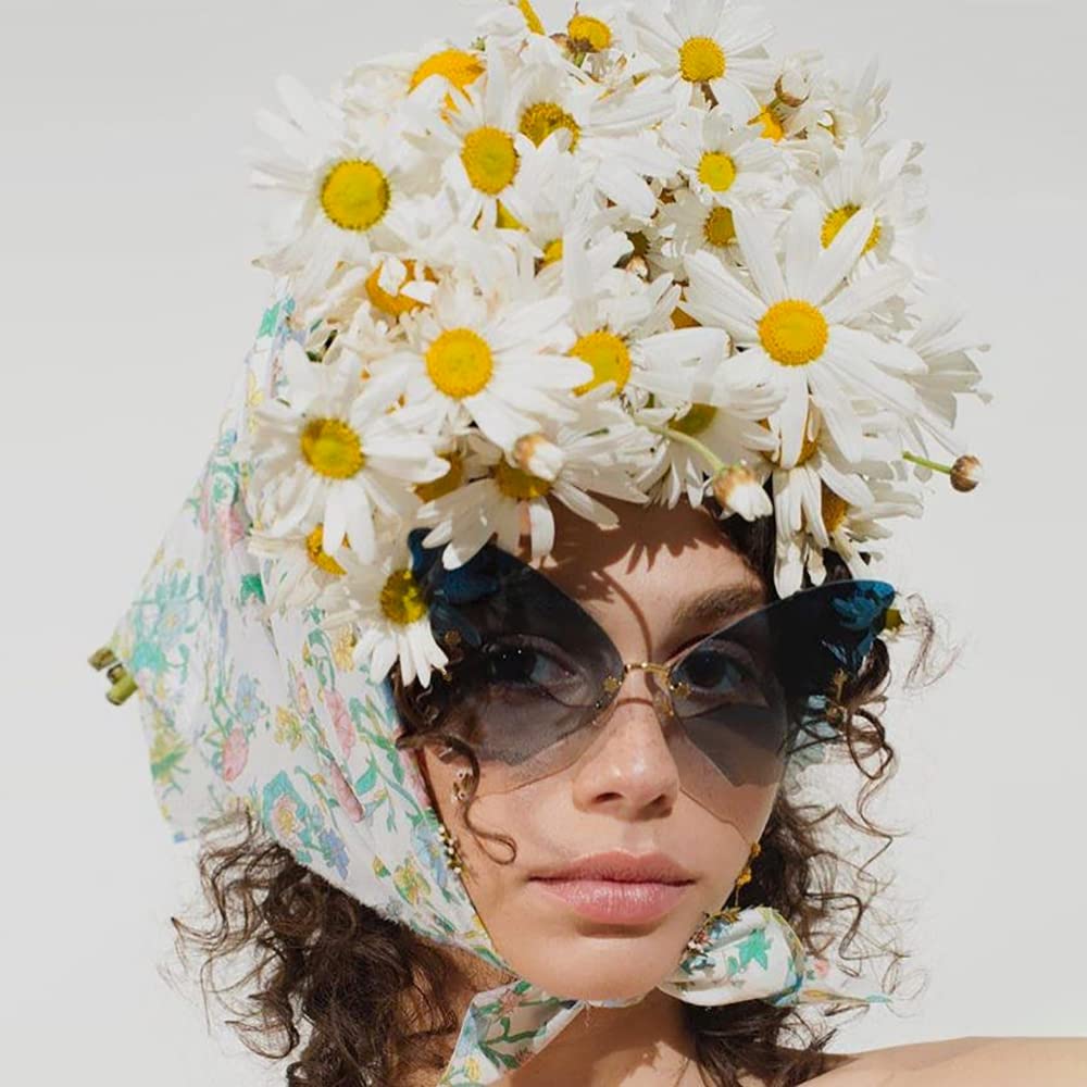 GUSTAVE Butterfly Sunglasses for Women with 58 mm Gradient UV400 Lens and Golden Temples