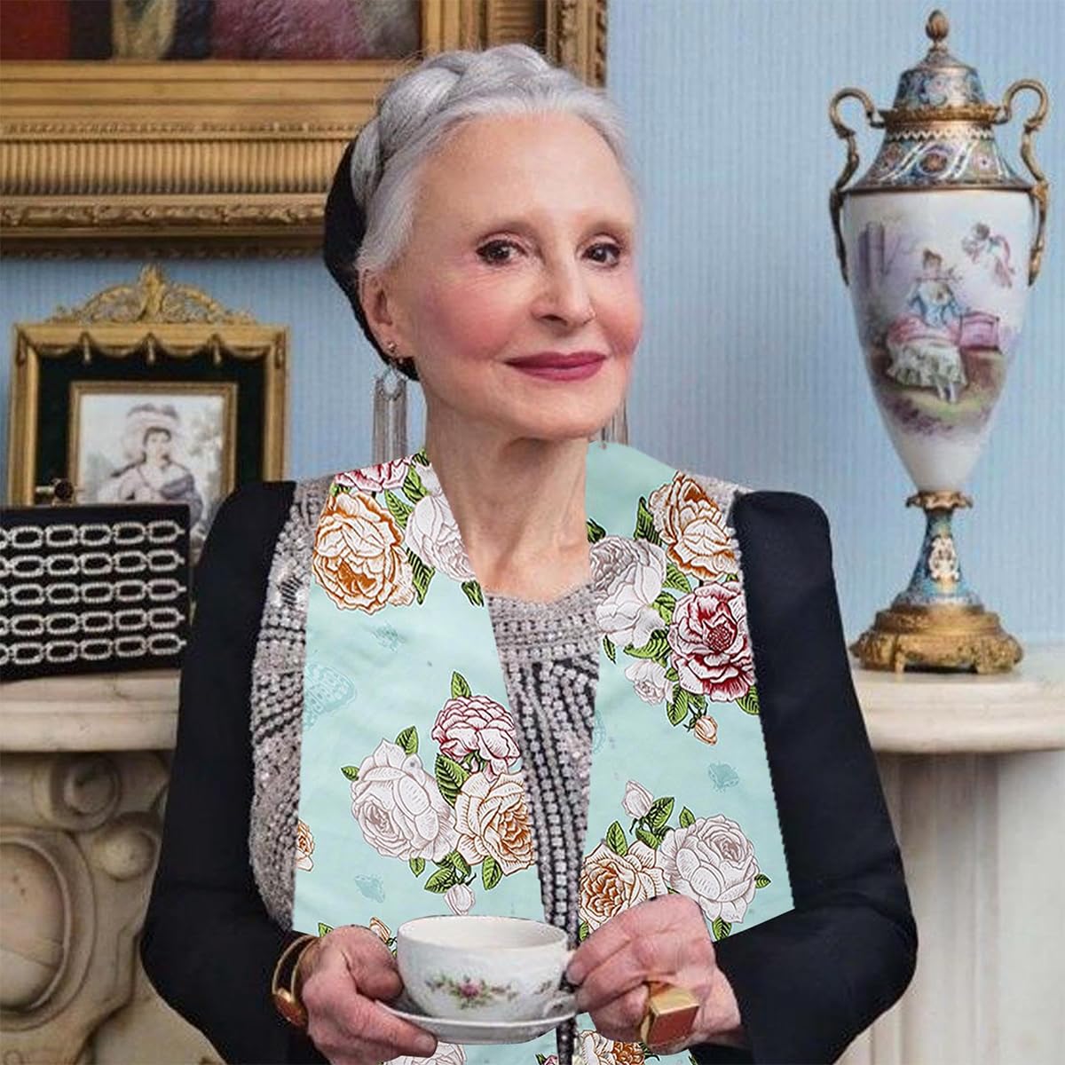 MAYCREATE Adult Bib Scarf for Dining with Adjustable Snap Closure and Dacron Fabric | Elegant Washable Accessory for Elderly Women