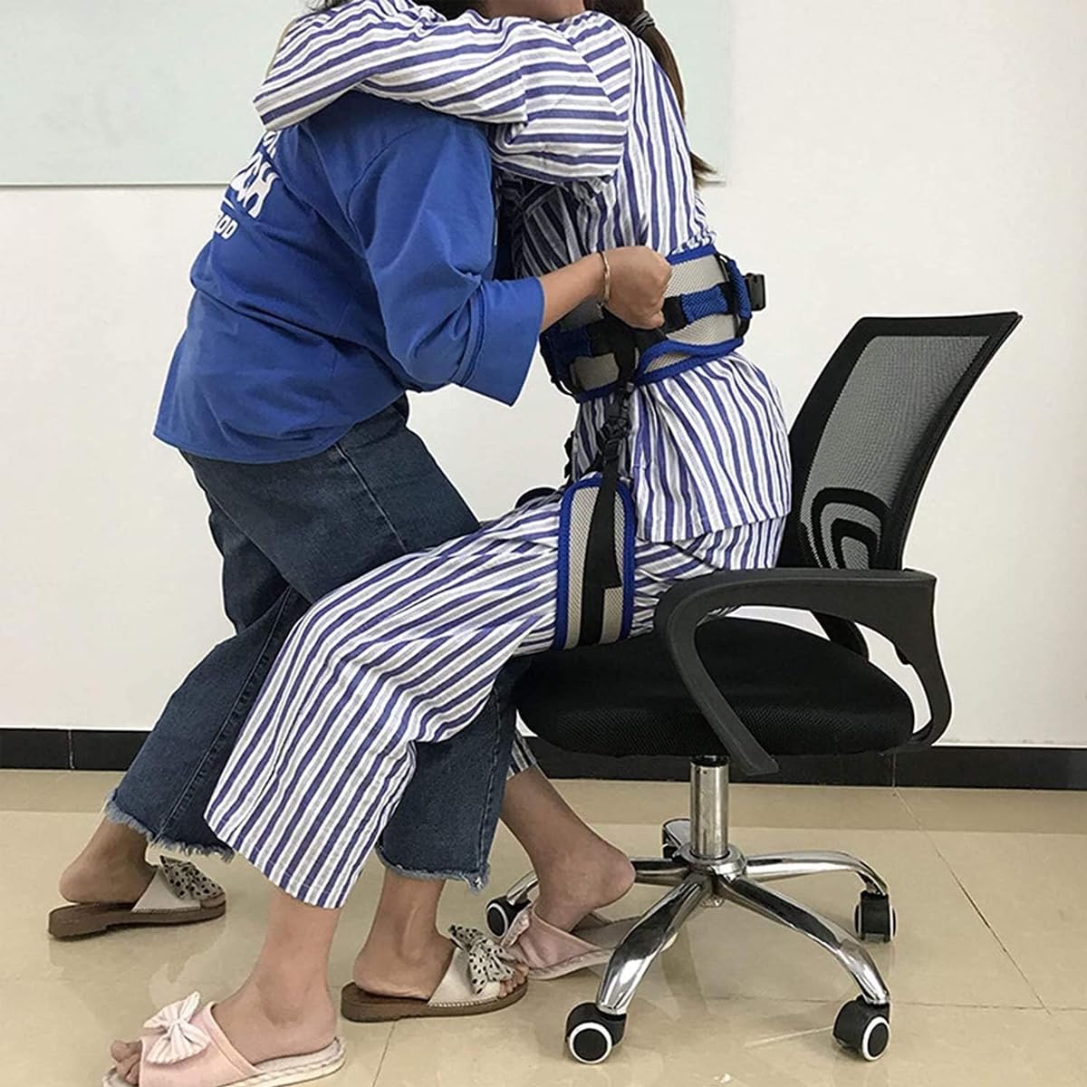 HANNEA Transfer Belt for Elderly Assistance with Quick Release Buckle and Leg Loops featuring Adjustable 75–110 cm Waist | EVA Mesh Fabric Support