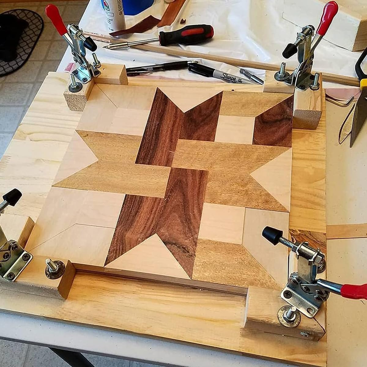 Serplex Toggle Clamp Combo Set for Woodworking Jigs and Fixtures featuring 8Pcs 220lbs Hold | Quick Release Anti Slip Clips