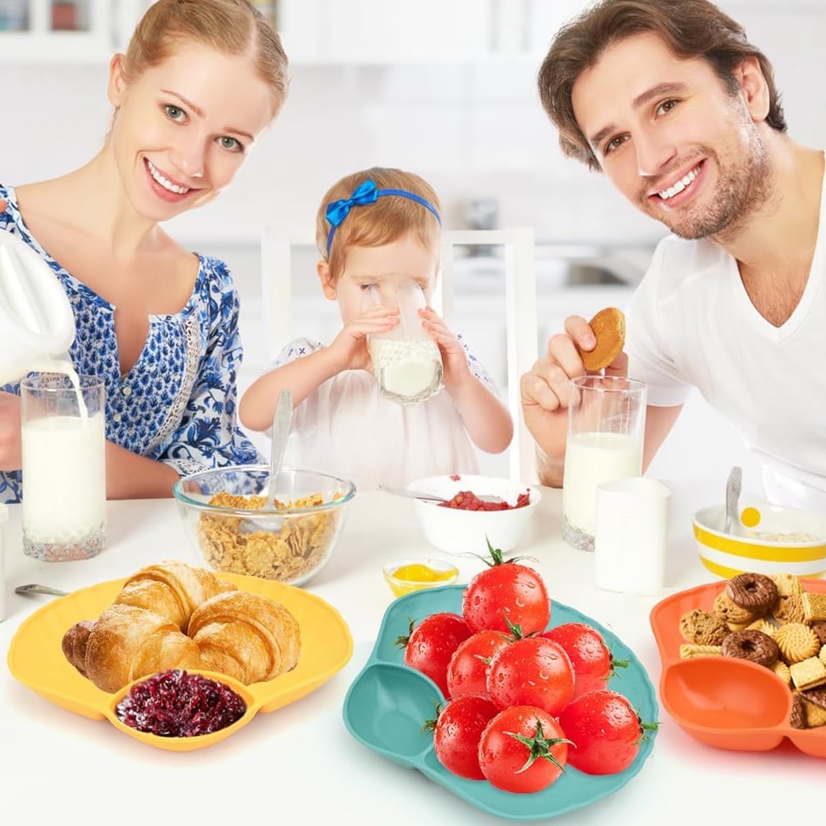 HASTHIP Snack Serving Trays for Party with 8pcs Organizer Holder featuring Seashell Shape | Food Grade PP Plates with Sauce Compartment