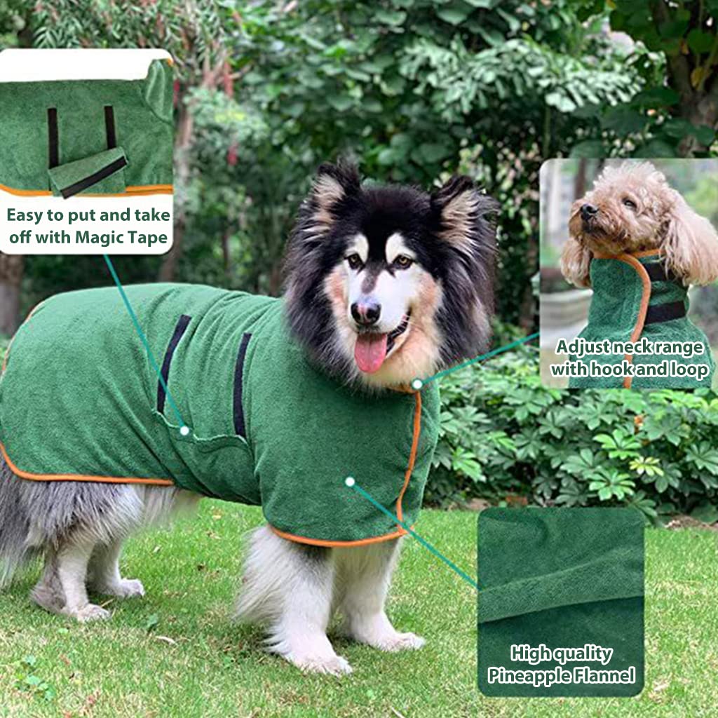 Qpets Dog Bath Towel for Quick Drying with Adjustable Velcro and 51–60cm Size L | Green Microfiber Coat