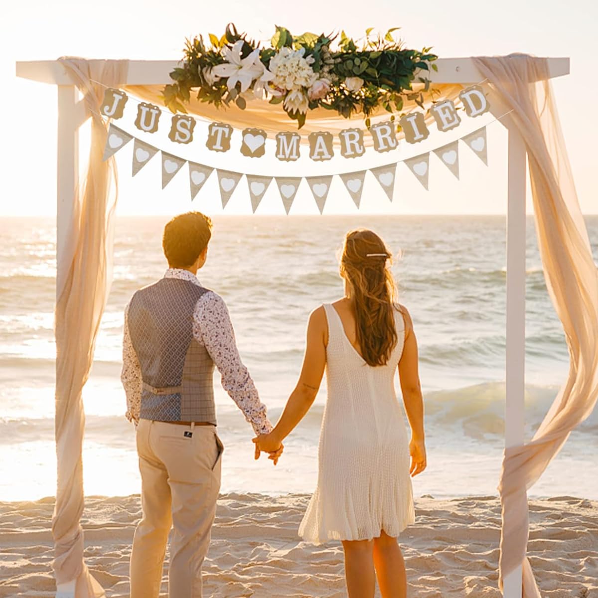 PATPAT Wedding Banner Kit for Decoration featuring 3m Just Married Bunting & Pre Strung Design
