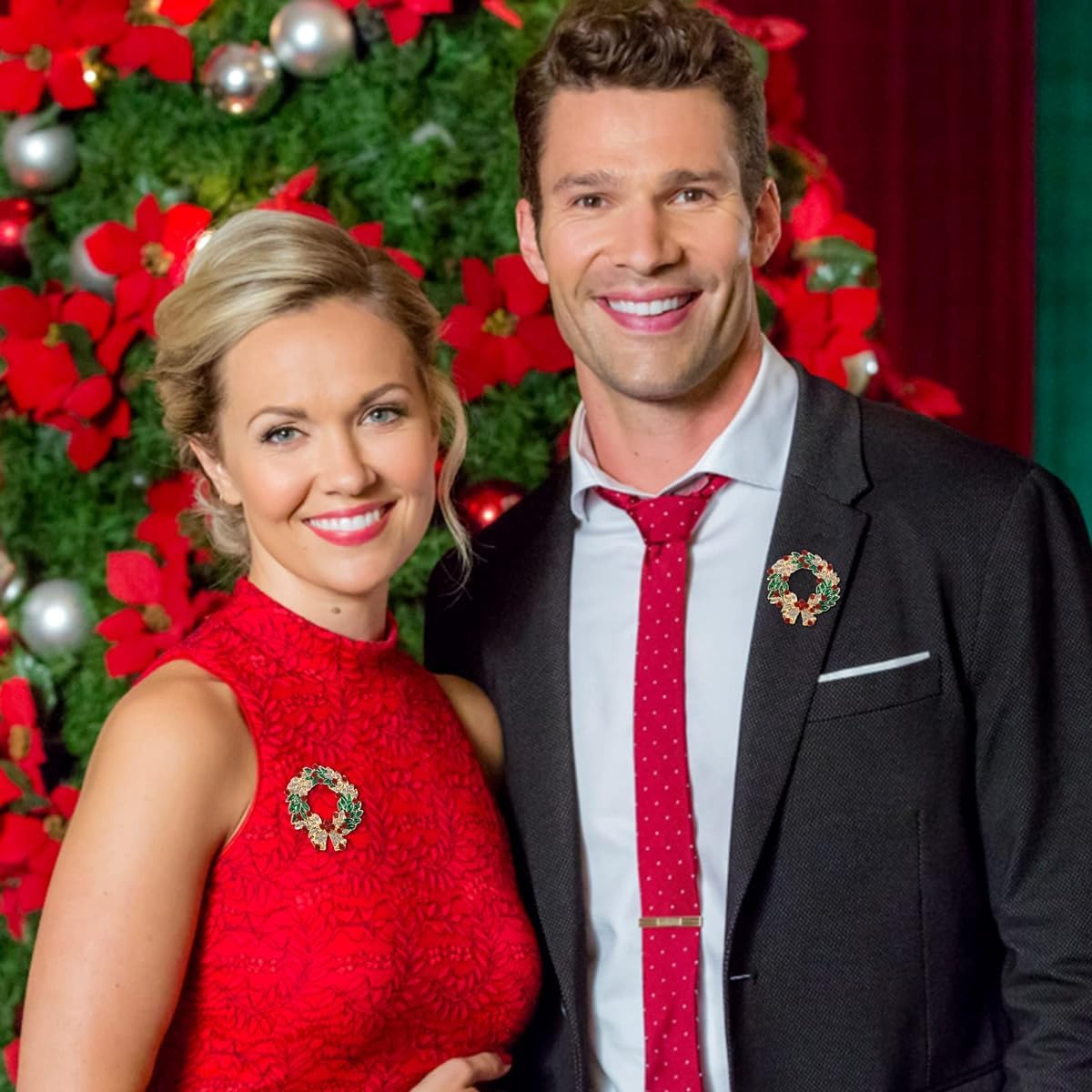 Venzina® Christmas Brooch for Women Men Inlaided Rhinestone Shining, Christmas Bell Brooch, Alloy Brooch for Coat Dress Gown Shawl Sweather, Christmas Gifts