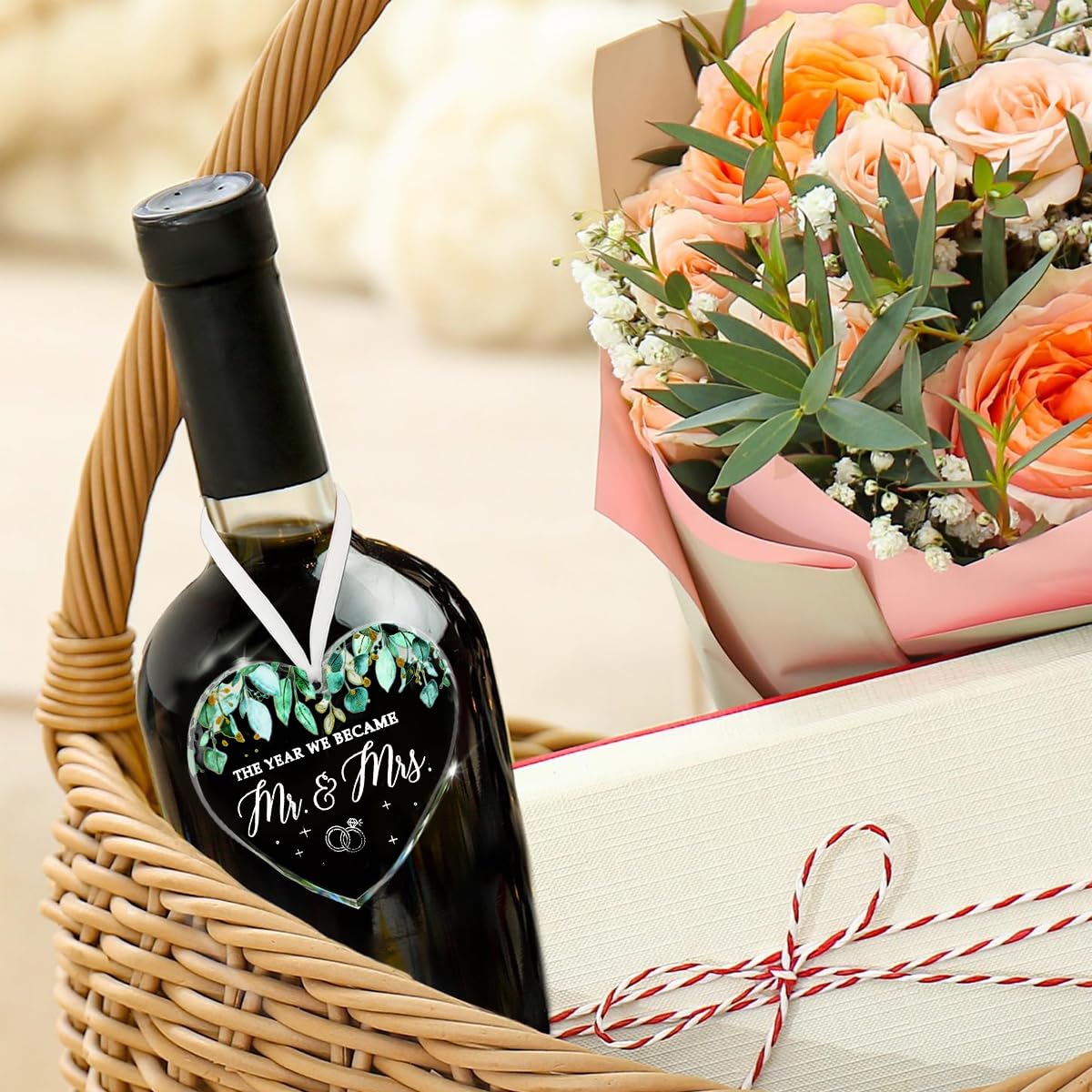 HASTHIP Wedding Gifts for Couples featuring 3.07×2.95 in Heart Glass Ornament | 2025 Newlywed Keepsake