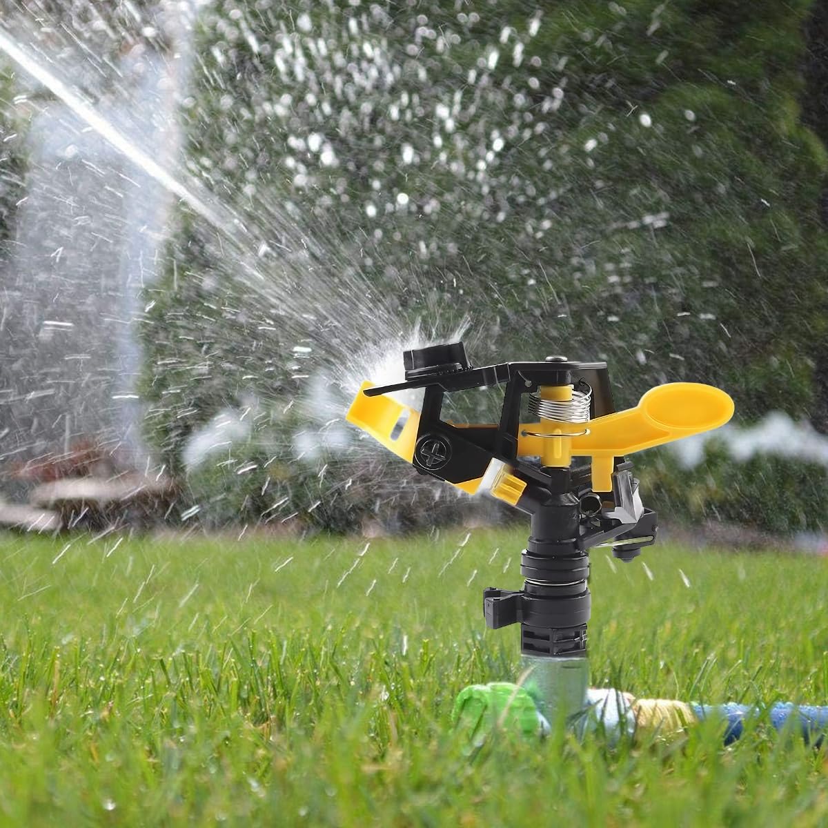 HASTHIP Garden Water Sprinkler for Lawn and Flower Beds featuring 360 Degree Adjustable Nozzles