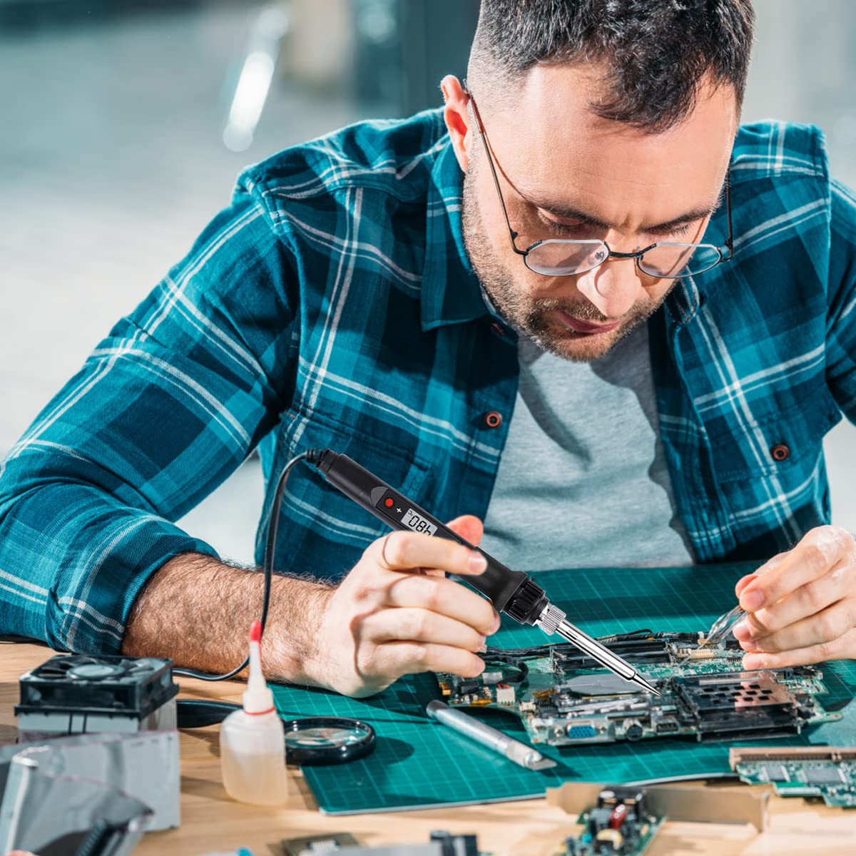 Serplex Soldering Iron Kit for DIY Welding with LCD Display and 5 Tips | 80W 220V 200–500°C