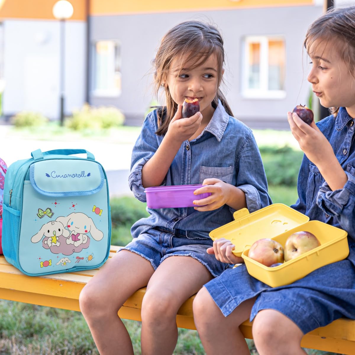 HASTHIP Lunch Bags for Kids with 20x13x24cm Insulated Interior and Waterproof Oxford Cloth | Cinnamoroll Cartoon Tote for School and Outdoor Meals