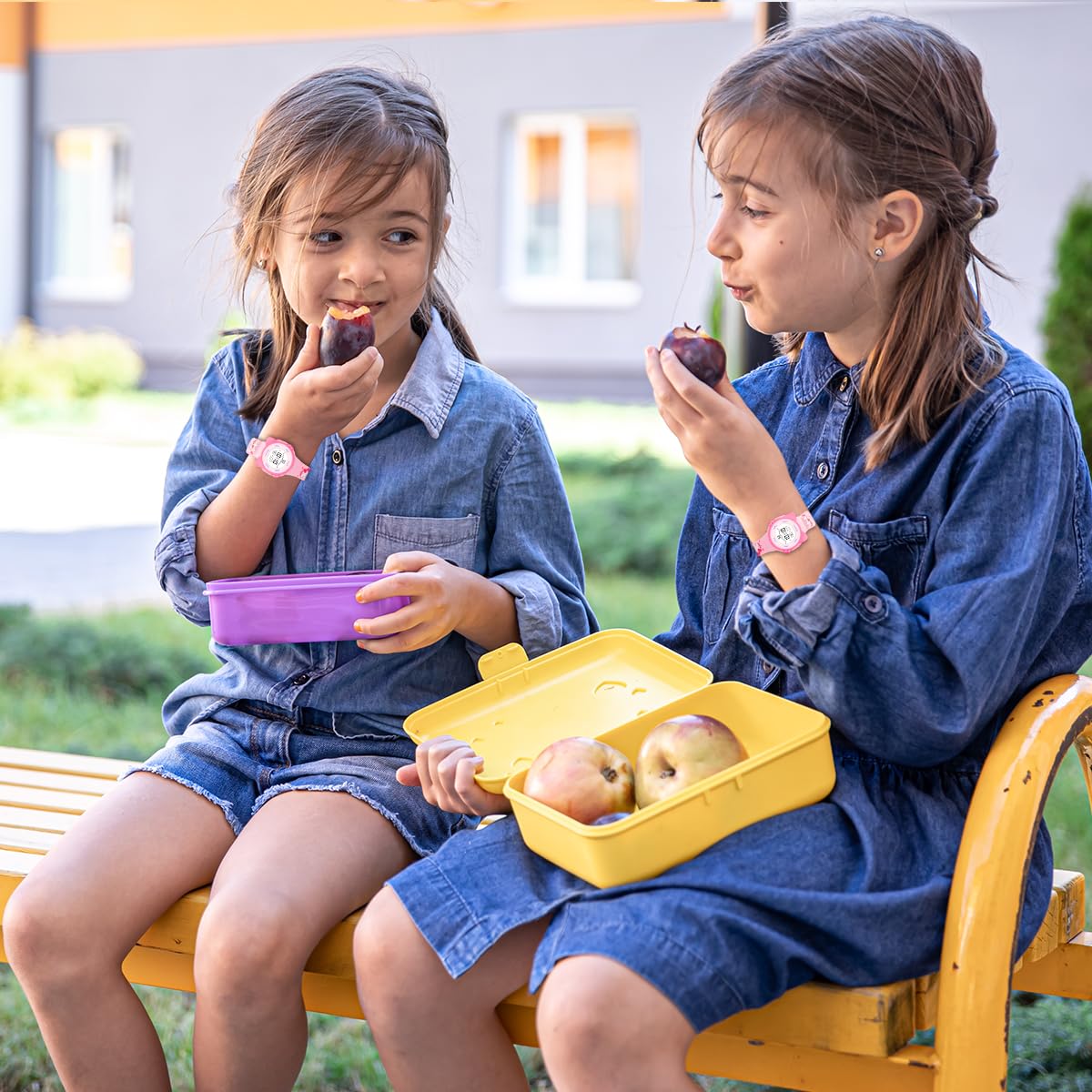 ZIBUYU Unicorn Kids Wrist Watch for Girls with Glow in the Dark LCD Display and Silicone Band