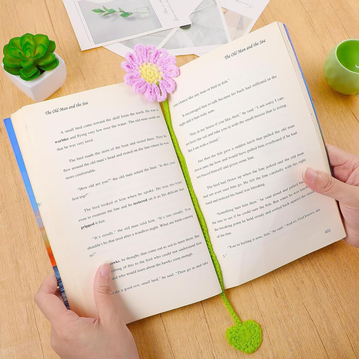 OFIFO Crochet Flower Bookmarks Set for Reading and Study with Handmade Daisy Design | 4Pcs