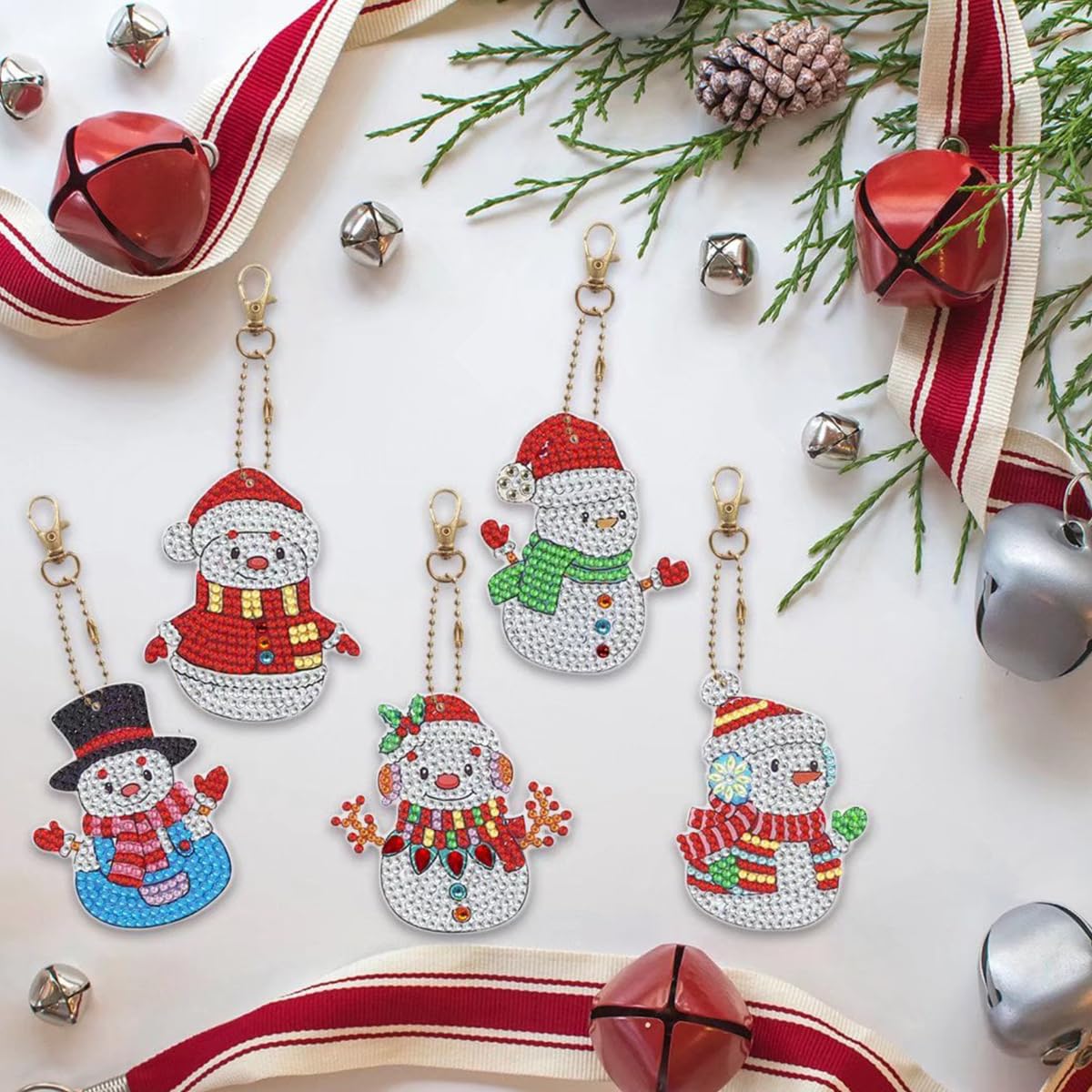HASTHIP Christmas Diamond Painting Keychain for Bags and Keys featuring 5 Snowman Pendants | Festive Gift Idea