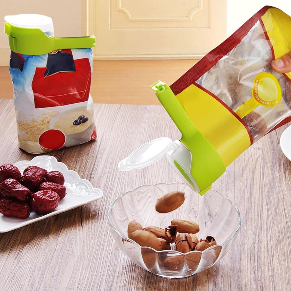 HASTHIP 4Pcs Bag Clips for Food, Food Snack Bag Pouch Clip Sealer with Sealing Lid, 2 in 1Snack Seal Sealing Bag Clips Vacuum Sealer, Great for Organizing and Storing Food in the Kitchen