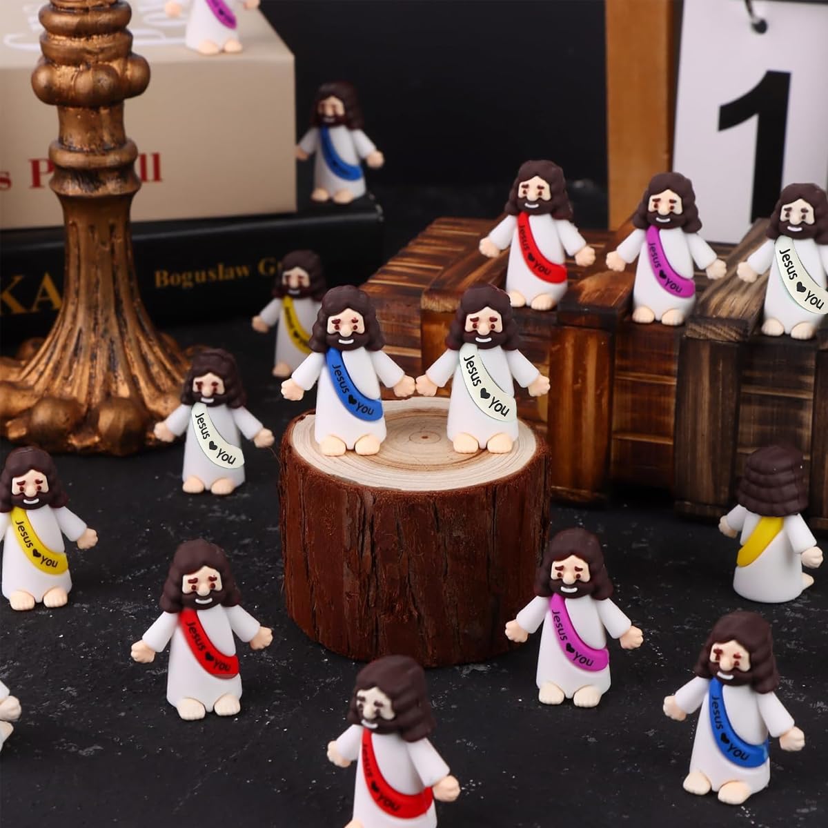 ZIBUYU 15Pcs Jesus Figurine Set for Car Dashboard and Desk Decoration with PVC Material | Adorable Christian Gift
