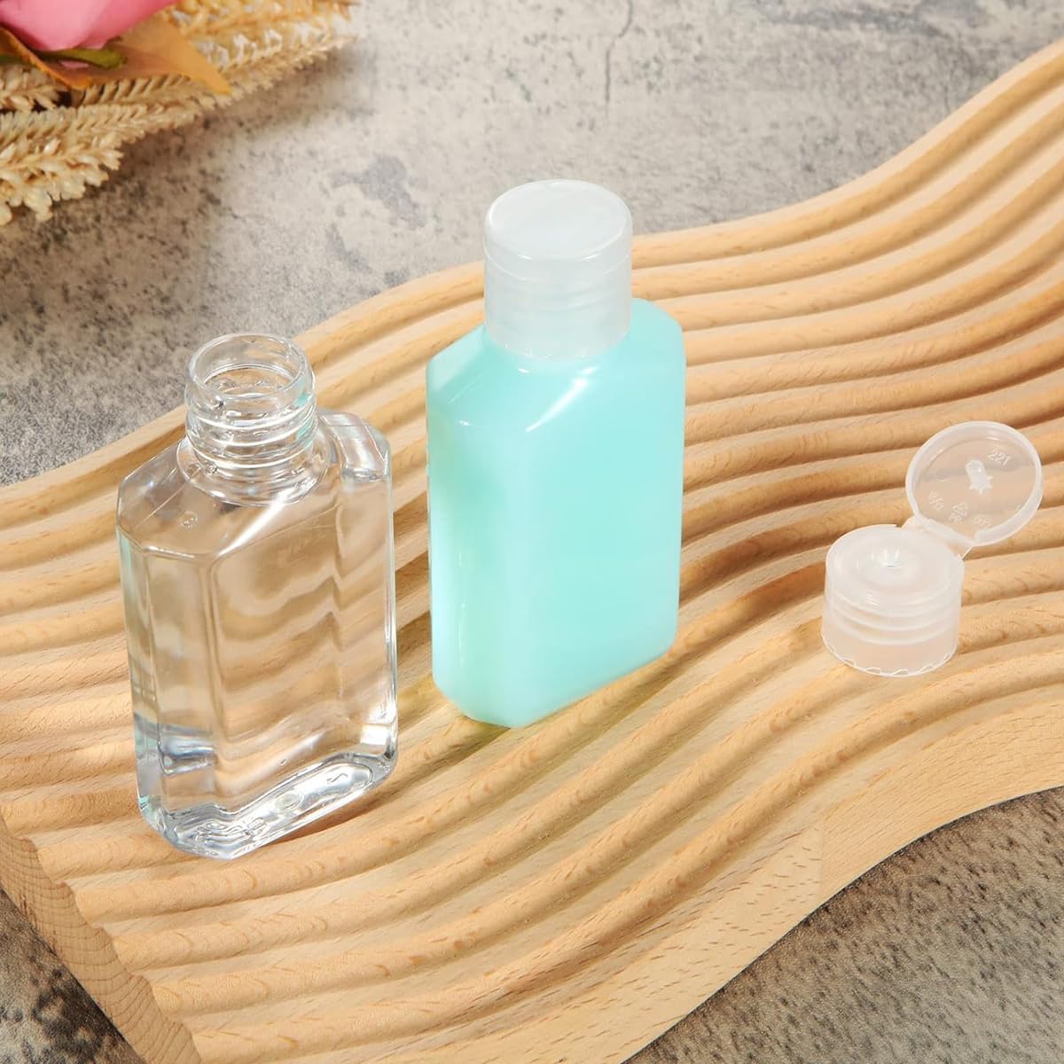 MAYCREATE Travel Bottle Kit for Toiletries with Dual Function Lids and 4×100ml Leakproof Bottles