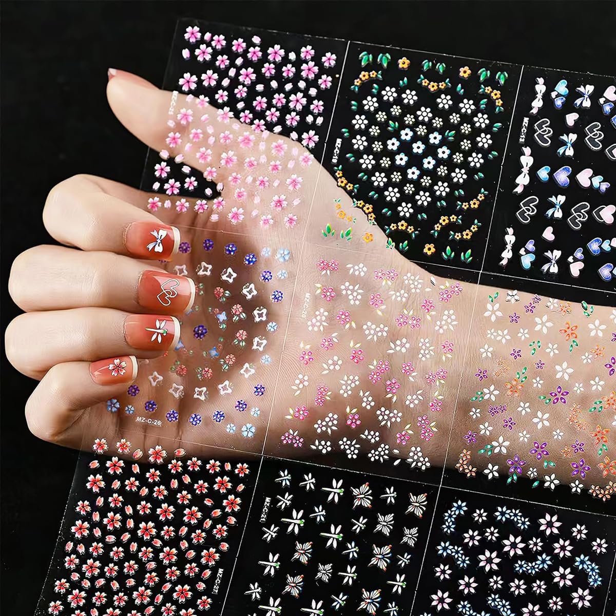 MAYCREATE® Mini Flower Nail Art Stickers 30 Sheet Mini Colorful Daisy Nail Art Stickers for Nail Extension Self-Adhesive Embossing Flower Nail Stickers Nail Art Embellishments DIY Nail Art Stickers