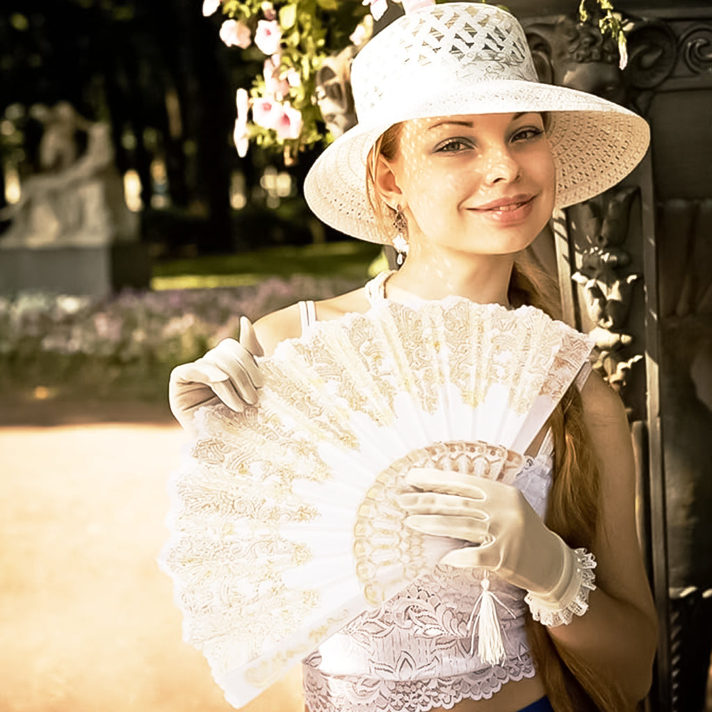 HASTHIP Hand Fan Elegant White Fabric Hand Fan Traditional Chinese Fan with Tassel Charm Summer Fan Handheld Cooling Fan Travel Hand Fan Gift for Girls Women, 9 inches