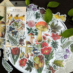 HASTHIP 60 Pcs Vintage Ephemera Pack, Romantic Easy Self-Adhesive Plants Floral Style Decoration Note Paper Stickers for Card Stock Scrapbook Letters Notebook Card Making DIY (Vintage Flower)